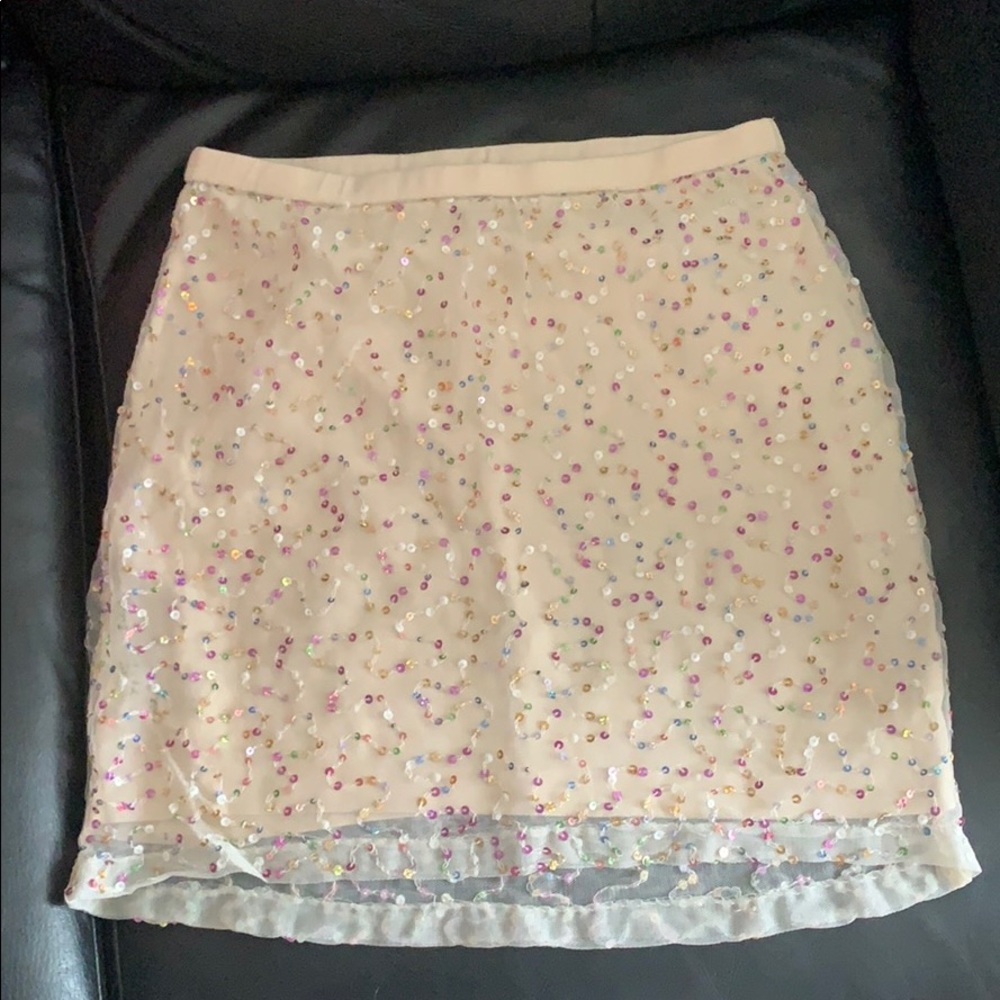 H & M mini skirt